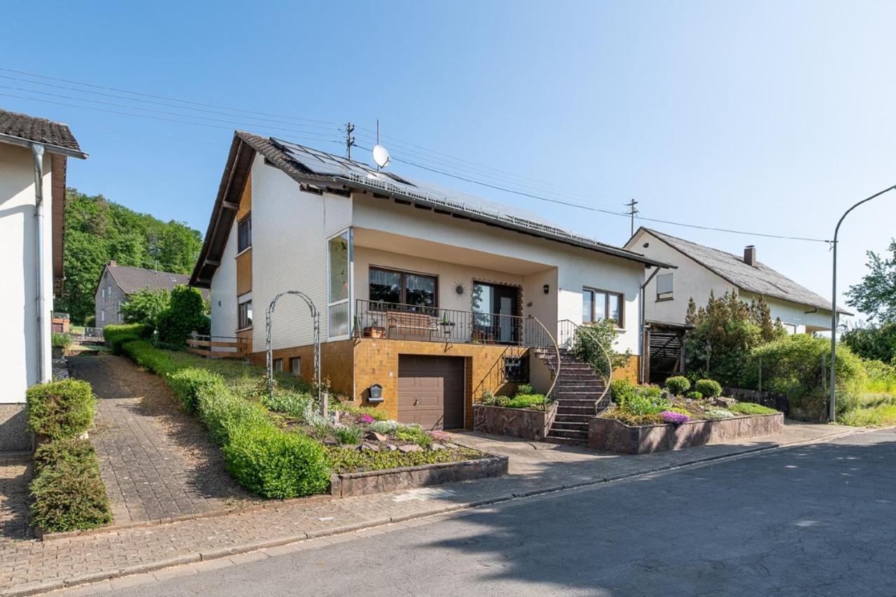 Ferienwohnung Am Steinchen Mettlach Exterior photo